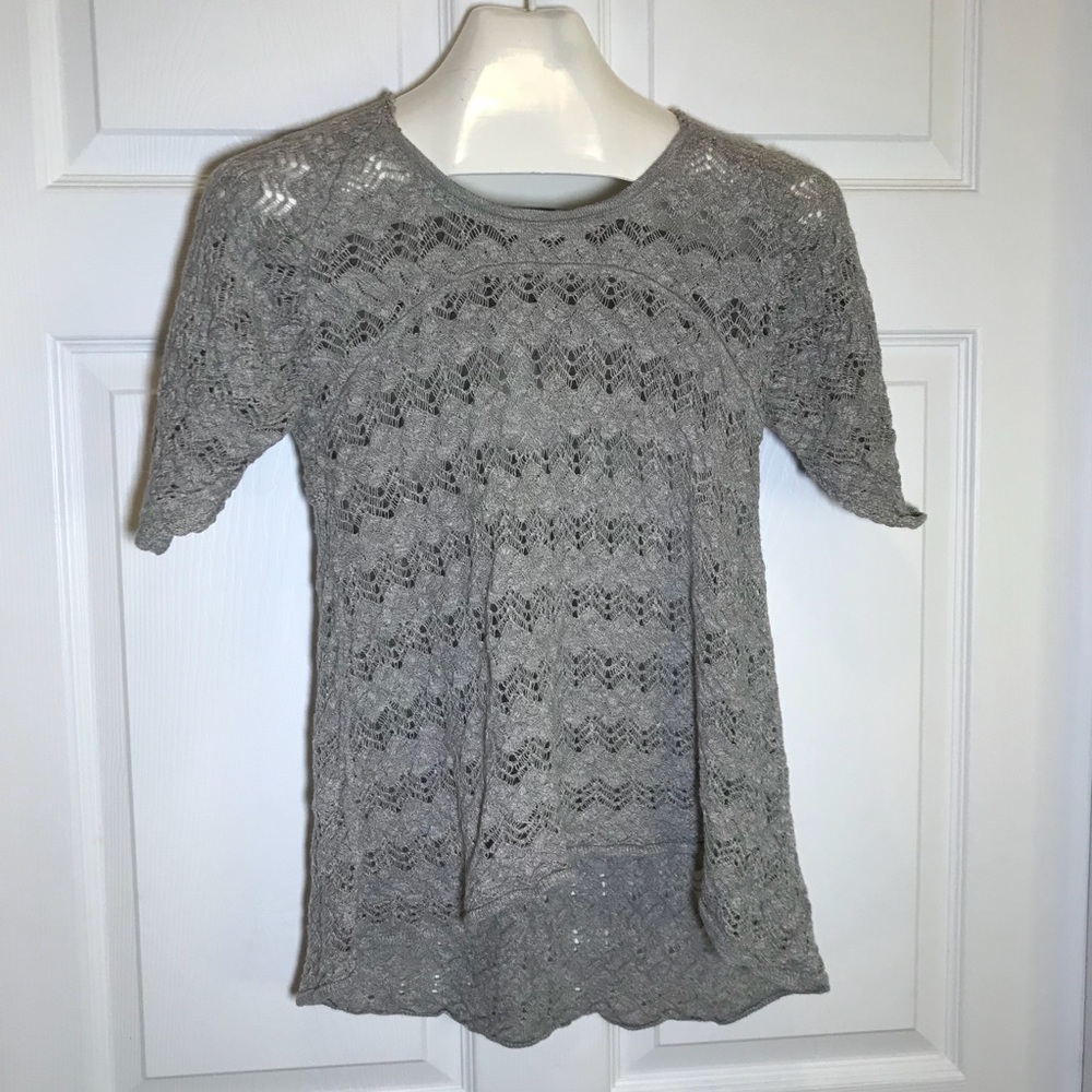 Anthropologie Knitted and Knotted Keyhole Back Top
